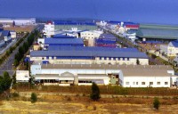 大和ハウス工業、双日、神鋼環境ソリューションの3社は29日、ベトナム南部にロンドウック工業団地を設立することで合意したと発表した。写真はロンドウック工業団地近郊で双日が運営するロテコ工業団地。