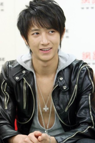 元super Juniorメンバーのハンギョン 事務所への控訴取り下げ 韓流stars