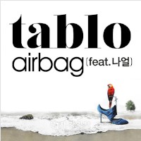 韓国男性ソロのイ・スンギ、SS501のキム・ヒョンジュン、タブロがオンライン音源チャートで激突している。