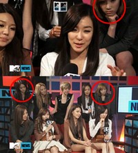 韓国人気ガールズグループ「少女時代」のメンバー、ユナとテヨンのインタビュー時の態度が論議を呼んだ。