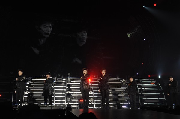 2PM『2PM ARENA TOUR 2011“REPUBLIC OF 2PM”』を開催―さいたまスーパーアリーナ（22）