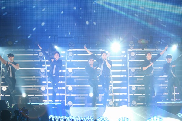 2PM『2PM ARENA TOUR 2011“REPUBLIC OF 2PM”』を開催―さいたまスーパーアリーナ（25）