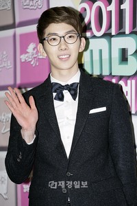 2AMのチョ・グォンがBEASTとの格別な親交を公開した。 2AMのチョ・グォンがBEASTとの格別な親交を公開した。