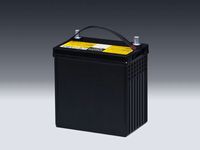 「アクア」に採用された補機用鉛蓄電池（画像：GSユアサ）