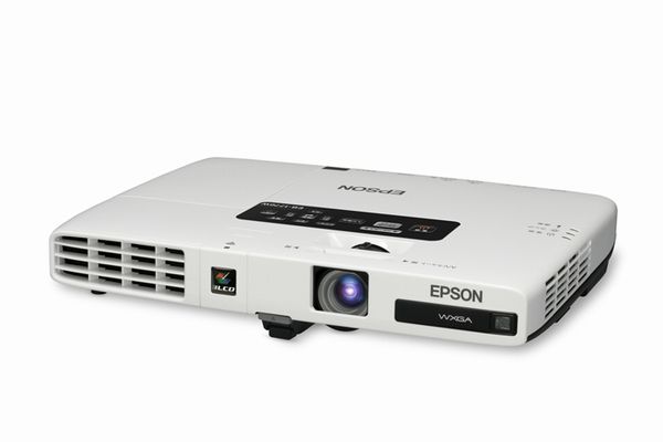 モバイルモデル「EB-1776W」(画像:エプソン) モバイルモデル「EB-1776W」(画像:エプソン)