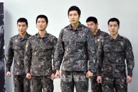 SUPER JUNIORイトゥク、軍創作ミュージカル『The Promise』の練習風景を公開 チ・ヒョヌ、キム・ムヨル（7）