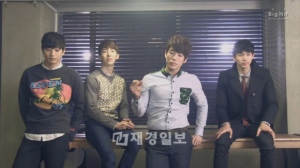 今月13日、2AMのニューシングル「ある春の日」のアカペラバージョン映像が公開された。 今月13日、2AMのニューシングル「ある春の日」のアカペラバージョン映像が公開された。