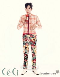 SUPERJUNIOR のカンインは、ジェイコンテンツリーのファッションマガジン「CeCi」4月号で、初めての単独グラビアを公開した。 SUPERJUNIOR のカンインは、ジェイコンテンツリーのファッションマガジン「CeCi」4月号で、初めての単独グラビアを公開した。