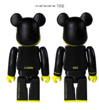 東方神起とセレクトショップ「10 Corso Como」ソウル店が、コラボグッズとしてユンホとチャンミンを模したベアブリックを公開した。(写真:東方神起Facebookページより) 東方神起とセレクトショップ「10 Corso Como」ソウル店が、コラボグッズとしてユンホとチャンミンを模したベアブリックを公開した。(写真:東方神起Facebookページより)