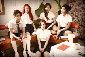 2ndアルバム『Pink Tape』でカムバックするf(x)が、新たなステージで今夏の韓国歌謡界を熱くする予定だ。写真=SMエンターテインメント 2ndアルバム『Pink Tape』でカムバックするf(x)が、新たなステージで今夏の韓国歌謡界を熱くする予定だ。写真=SMエンターテインメント