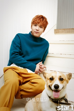 FTISLANDのイ・ホンギが、国際結婚に興味があると明かした。写真=@star1 FTISLANDのイ・ホンギが、国際結婚に興味があると明かした。写真=@star1