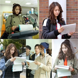 少女時代ユナの使い込んだ台本が公開され、注目を集めている。 少女時代ユナの使い込んだ台本が公開され、注目を集めている。