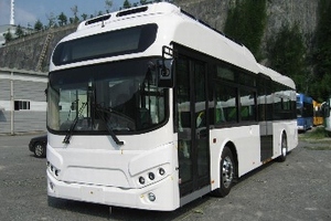 三菱重工業が北九州市の交通システム向けに供給する電気バス