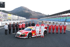アウディジャパンはHitotsuyama Racingとパートナーシップを組み、R8 LMSでGT300に参戦する。(写真提供:アウディ ジャパン) アウディジャパンはHitotsuyama Racingとパートナーシップを組み、R8 LMSでGT300に参戦する。(写真提供:アウディ ジャパン)