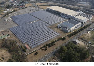 シャープ大山の森太陽光発電所
シャープ大山の森太陽光発電所