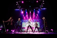 SHINeeがメキシコでの初の単独コンサートを大成功させた。写真=SMエンターテインメント SHINeeがメキシコでの初の単独コンサートを大成功させた。写真=SMエンターテインメント