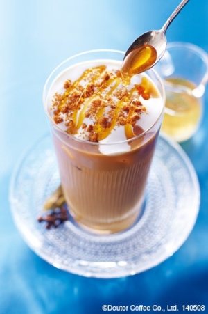 ドトールコーヒーが5月8日に発売する新ドリンクメニュー「ロイヤル ハニーチャイ」(ホット/アイス) ドトールコーヒーが5月8日に発売する新ドリンクメニュー「ロイヤル ハニーチャイ」(ホット/アイス)