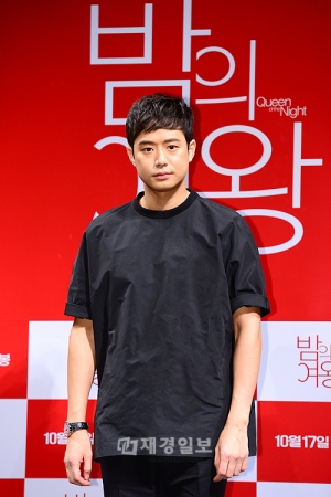 俳優チョン・ジョンミョンが熱愛の事実を認めてから1週間にも満たない間に別離した事実が明らかになった。 俳優チョン・ジョンミョンが熱愛の事実を認めてから1週間にも満たない間に別離した事実が明らかになった。