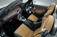 ダイハツの新型コペン「コペン ローブ S」 (写真提供:ダイハツ工業) ダイハツの新型コペン「コペン ローブ S」 (写真提供:ダイハツ工業)