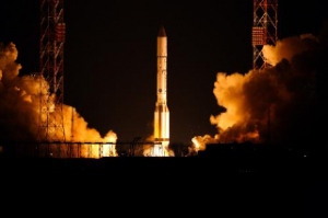 プロトンM/ブリーズMロケット、通信衛星アストラ2Gの打ち上げに成功（Image credit: ILS）