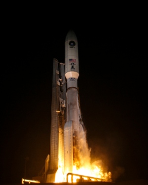 アトラスVロケット、軍用通信衛星MUOS-3の打ち上げに成功（Image credit: ULA）