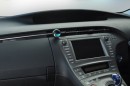 エステーは、車のエアコン送風口にクリップで取り付けるだけで香りが広がり、車内をまるごと消臭する「クルマの消臭力 クリップタイプ」を3月27日から発売する（写真：同社発表資料より）