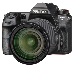 リコーが発売するデジタル一眼レフカメラ「K」シリーズの最上位機種「PENTAX K-3 II」(写真:リコーイメージング発表資料より) リコーが発売するデジタル一眼レフカメラ「K」シリーズの最上位機種「PENTAX K-3 II」(写真:リコーイメージング発表資料より)