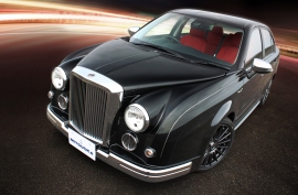 光岡自動車が23日に販売開始するハイブリッド(HV)セダン「Ryugi」(リューギ)の特別仕様車「Ryugi yamato」(リューギ ヤマト)(写真提供:光岡自動車) 光岡自動車が23日に販売開始するハイブリッド(HV)セダン「Ryugi」(リューギ)の特別仕様車「Ryugi yamato」(リューギ ヤマト)(写真提供:光岡自動車)