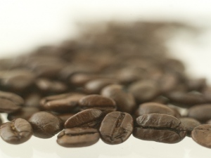 ソーシャルプロダクツとは、企業・組織・個人が、消費者だけでなく社会のことを考えて作りだす商品・サービスのことで、持続可能な社会の実現に貢献するものだ。 ソーシャルプロダクツとは、企業・組織・個人が、消費者だけでなく社会のことを考えて作りだす商品・サービスのことで、持続可能な社会の実現に貢献するものだ。