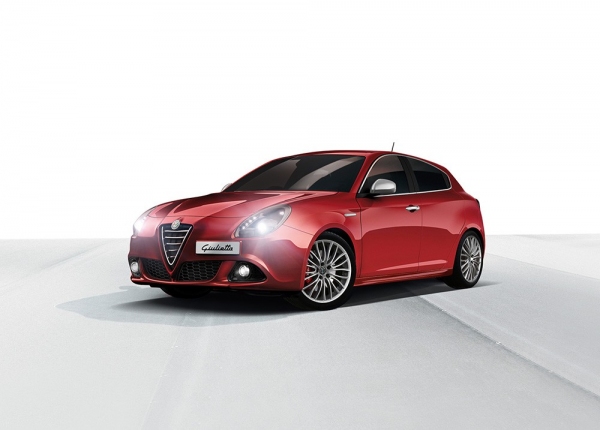 限定モデル「Alfa Romeo Giulietta Divina」 （FCAジャパンの発表資料より）