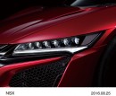 ホンダが26年ぶりにフルモデルチェンジして発売するスーパースポーツモデル「NSX(エヌエスエックス)」のジュエルアイLEDヘッドライト。（写真提供：ホンダ）
