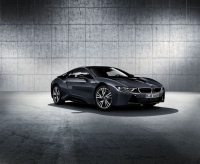BMW i8 Protonic Dark Silver（ビー・エム・ダブリューの発表資料より）