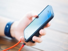 インターファームは格安スマホの利用について500人にアンケートを実施。格安スマホの普及率は25%。年収や情報感度が高い人ほど、格安スマホを使っている傾向が高いことがわかった。 インターファームは格安スマホの利用について500人にアンケートを実施。格安スマホの普及率は25%。年収や情報感度が高い人ほど、格安スマホを使っている傾向が高いことがわかった。