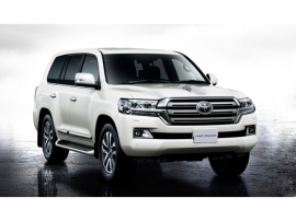 2007年デビュー、5度目の改良を実施した200系ランドクルーザー。写真は最上級「ZX」683万6400円 2007年デビュー、5度目の改良を実施した200系ランドクルーザー。写真は最上級「ZX」683万6400円