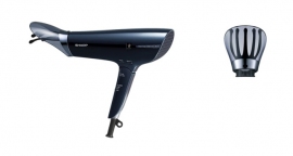 プラズマクラスタースカルプエステとかっさアタッチメント(写真:シャープの発表資料より) プラズマクラスタースカルプエステとかっさアタッチメント(写真:シャープの発表資料より)