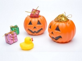 マイボイス株式会社は「ハロウィン」に関するインターネット調査を同社のアンケートモニターを対象に実施した。ハロウィンの認知度は97.3%と高かった。自分もイベントに参加する、あるいは好意的な目で見守る人も多いなかで、繁華街の混雑や騒ぎを覚めた目で見ている人も一定数いるようだ。 マイボイス株式会社は「ハロウィン」に関するインターネット調査を同社のアンケートモニターを対象に実施した。ハロウィンの認知度は97.3%と高かった。自分もイベントに参加する、あるいは好意的な目で見守る人も多いなかで、繁華街の混雑や騒ぎを覚めた目で見ている人も一定数いるようだ。