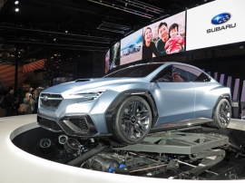 国内投入4ドアセダンモデルを意識したコンセプトカーSUBARU「VIZIV PERFORMANCE CONCEPT」 国内投入4ドアセダンモデルを意識したコンセプトカーSUBARU「VIZIV PERFORMANCE CONCEPT」