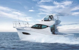 フィッシングクルーザー「EX34」。(画像:ヤンマー舶用システム発表資料より) フィッシングクルーザー「EX34」。(画像:ヤンマー舶用システム発表資料より)