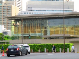 中長期的なマクロ経済の見通しは、前回試算に比し潜在成長率等の鈍化により成長率の見込みを下方修正。GDP600兆円超え21年度に修正。財政均衡は27年度で不変。 中長期的なマクロ経済の見通しは、前回試算に比し潜在成長率等の鈍化により成長率の見込みを下方修正。GDP600兆円超え21年度に修正。財政均衡は27年度で不変。