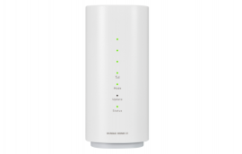 「WiMAX HOME 01」ホワイト(画像: GMOインターネットの発表資料より) 「WiMAX HOME 01」ホワイト(画像: GMOインターネットの発表資料より)