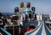 1992年までわんぱくランドで稼働した「お城観覧車」（バンダイナムコアミューズメント発表資料より）