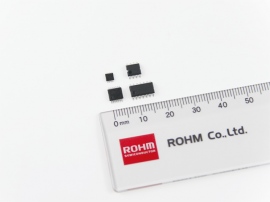 ロームは、車載電装システムのノイズ問題を一気に解決する画期的な高EMI耐量コンパレータを開発。高EMI耐量ブランド「EMARMOUR?」シリーズの新製品として発表した。 ロームは、車載電装システムのノイズ問題を一気に解決する画期的な高EMI耐量コンパレータを開発。高EMI耐量ブランド「EMARMOUR?」シリーズの新製品として発表した。
