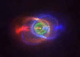 アルマ望遠鏡が撮影した連星系「HD101584」周辺のガスの広がり （c） ALMA （ESO/NAOJ/NRAO）, Olofsson et al. Acknowledgement: Robert Cumming
