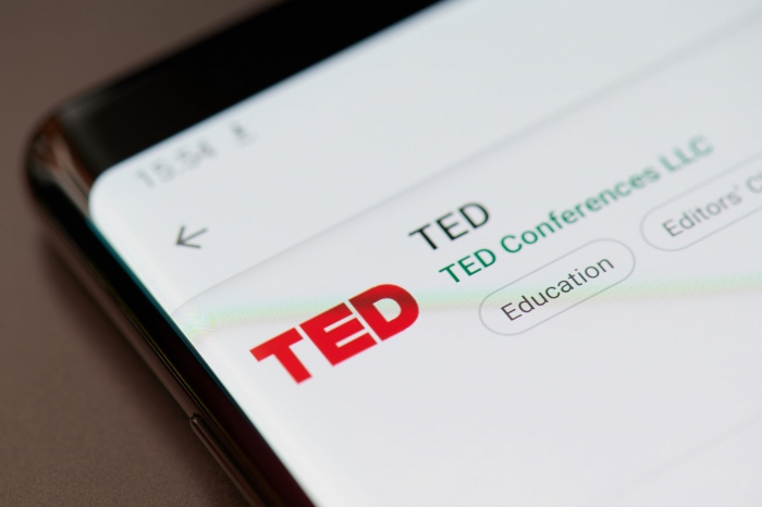 TEDスピーチで見つける、英語学習に役立つヒント