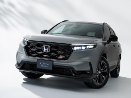 先行予約受注を開始したHONDA「CR-V e:HEV RS BLACK EDITION」 安全支援の領域を拡大したHonda SENSING 360を国内初搭載 ボディカラーはスレートグレー・パール 先行予約受注を開始したHONDA「CR-V e:HEV RS BLACK EDITION」 安全支援の領域を拡大したHonda SENSING 360を国内初搭載 ボディカラーはスレートグレー・パール