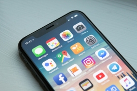 Appleが「iOS 27」ベータ2を開発者向けに公開した。Photo by William Hook on Unsplash Appleが「iOS 27」ベータ2を開発者向けに公開した。Photo by William Hook on Unsplash