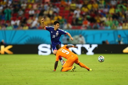 サッカーW杯：日本、コートジボワールに逆転負け