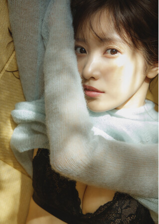 佐野ひなこ写真集「infinito」電子特別版が本日発売!