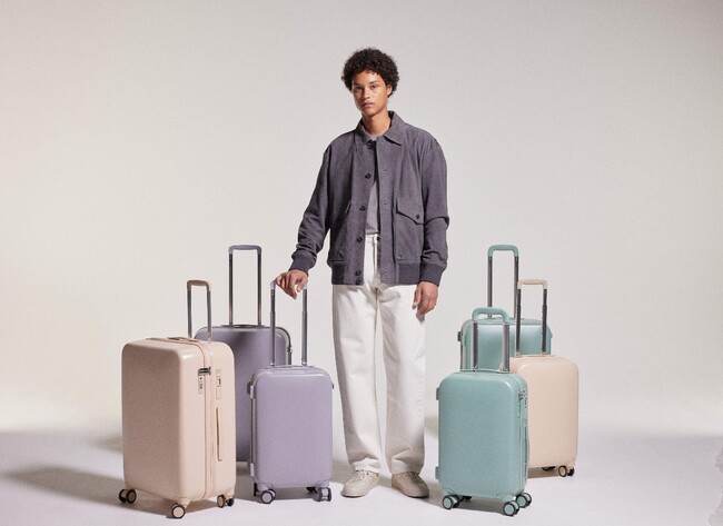 Awwのトラベルアイテムが全国のロフト8店舗に登場