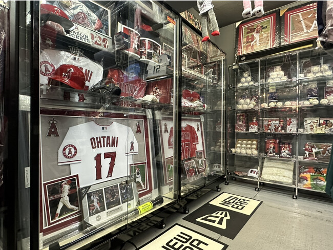 【祝】大谷翔平選手 HR 王獲得を祝し 特設コーナーを新宿本店に開設